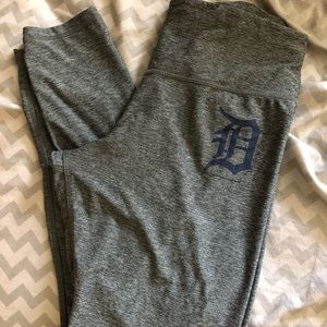 🌟Grey Athletic Leggings